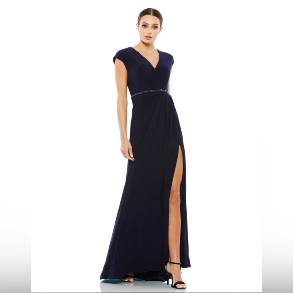 Mac Duggal evening gown formal long maxi dress navy blue v neck cap sleeve NWT